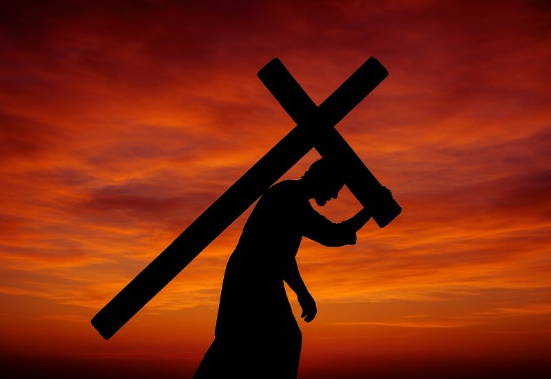 “Se alguém quiser vir após mim, negue a si mesmo, tome sua cruz e siga-me.” Mateus 16:24